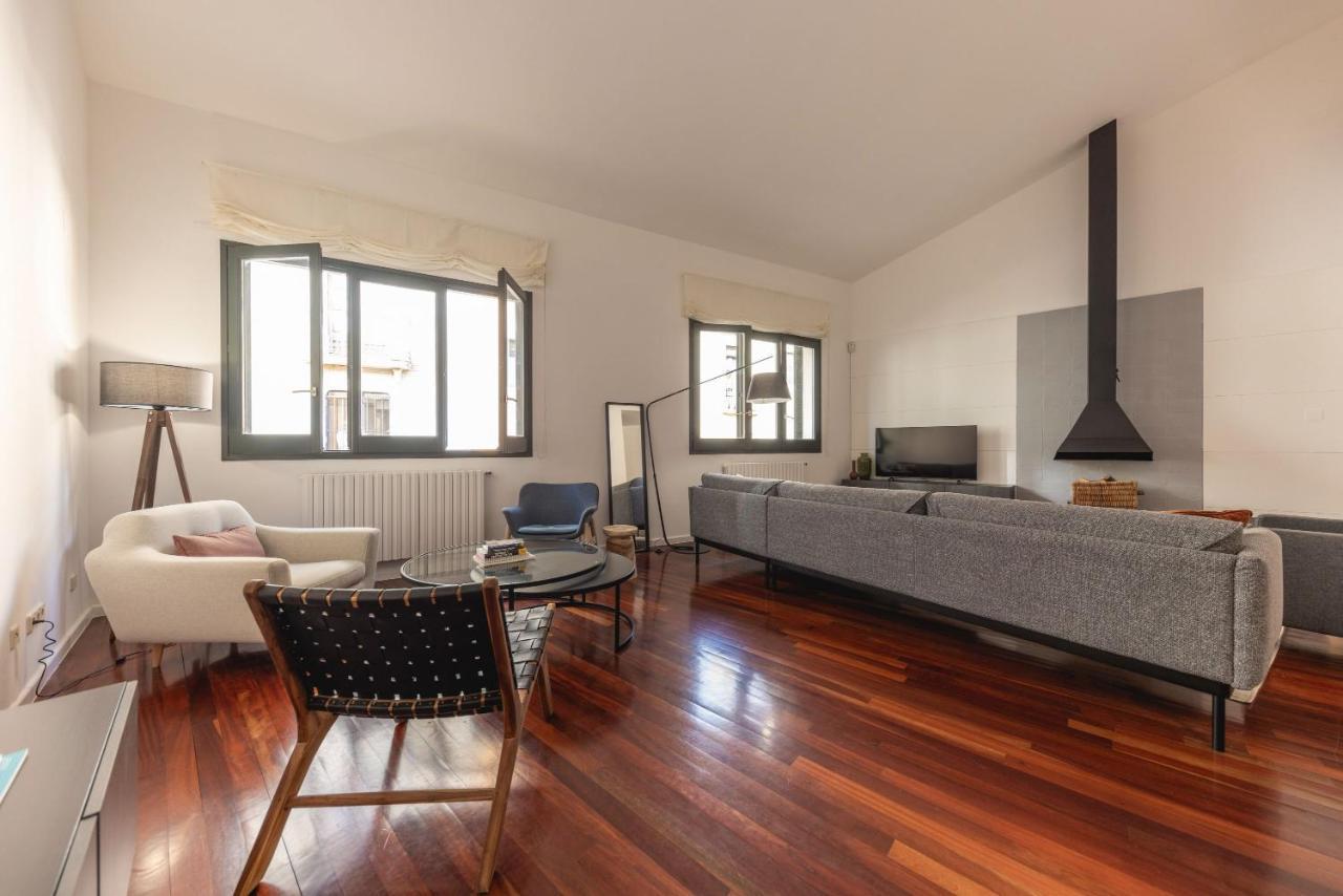 Bravissimo Cort Reial Palau, Duplex Penthouse Apartamento