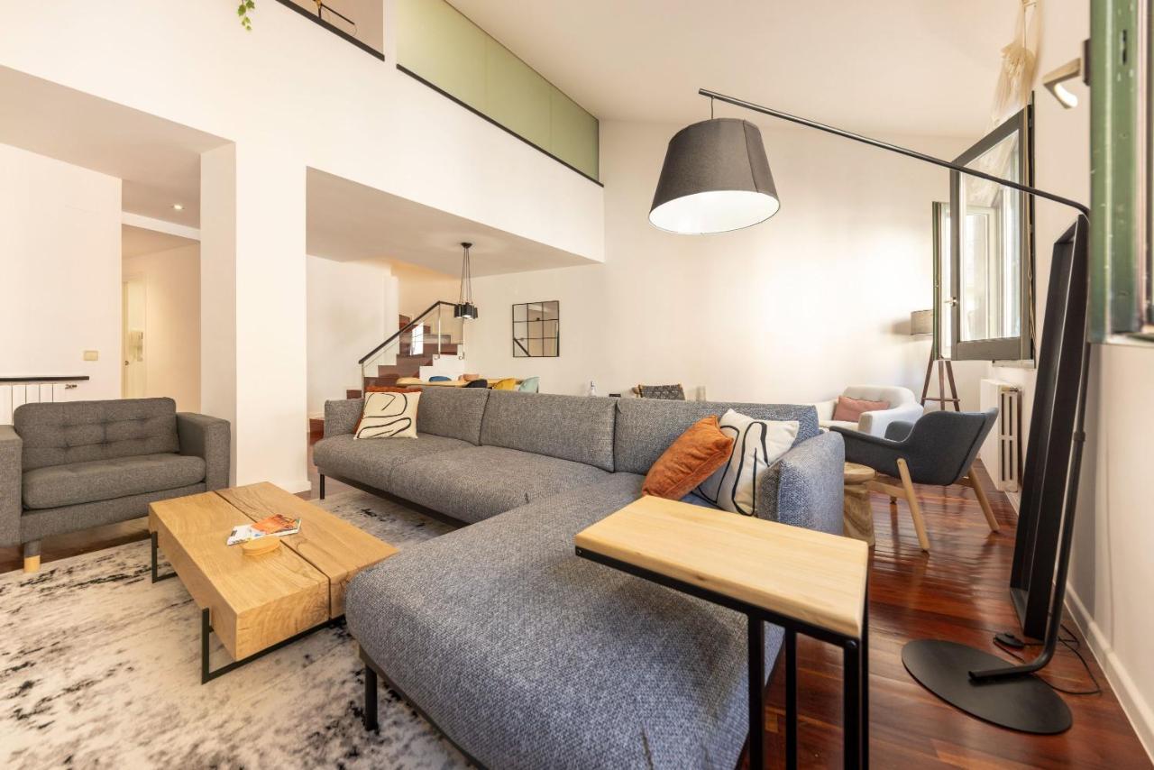 Apartamento Bravissimo Cort Reial Palau, Duplex Penthouse